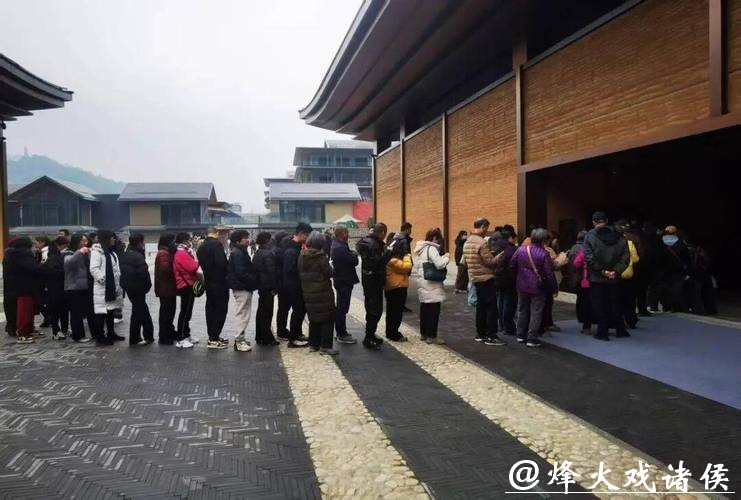 上海出发，跟着《太平年》游杭州：钱王祠已被剧粉挤爆！阿拉家门口也有打卡地