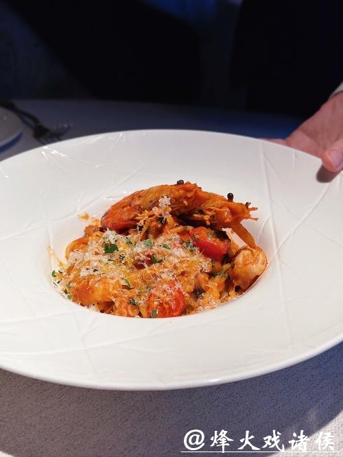 这家餐酒空间,写满一对跨国情侣的浪漫和创意丨上海滩上洋掌柜 这家餐酒空间,写满一对跨国情侣的浪漫和创意丨上海滩上洋掌柜