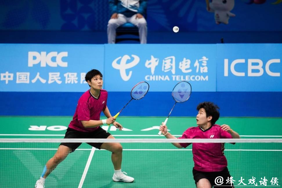 雅思组合职业生涯告别战 十五运会羽毛球混双摘金 雅思组合职业生涯告别战 十五运会羽毛球混双摘金