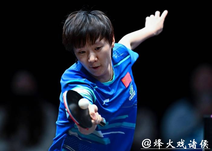 王曼昱气势如虹横扫对手 晋级WTT冠军赛8强